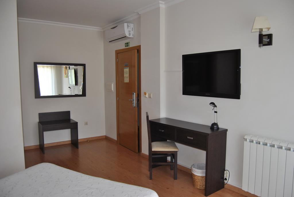 Hotel Covilha Jardim Экстерьер фото